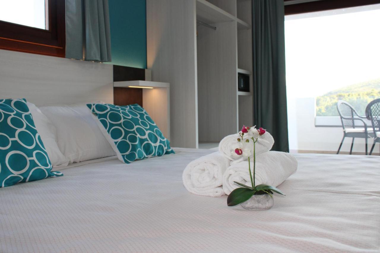 I Ginepri Hotel 칼라고노네 외부 사진
