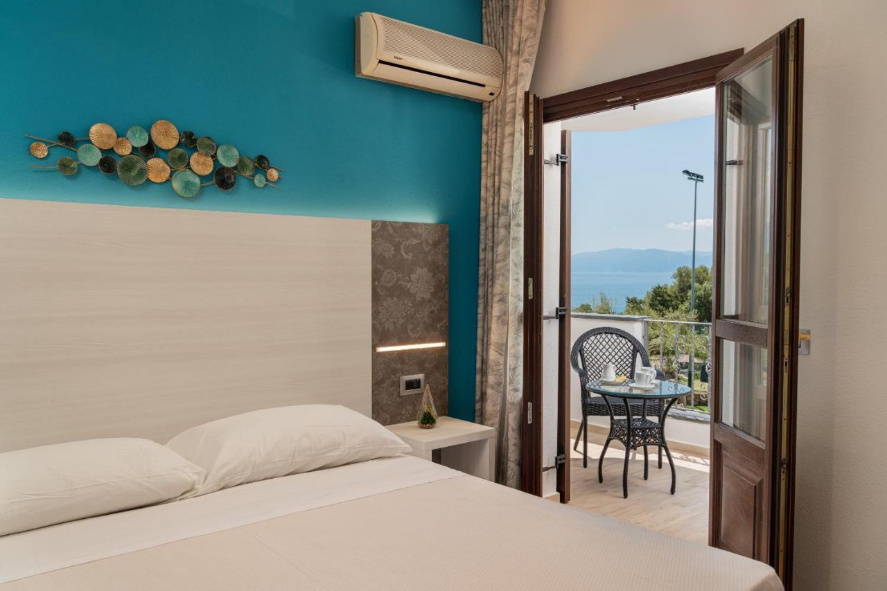 I Ginepri Hotel 칼라고노네 외부 사진